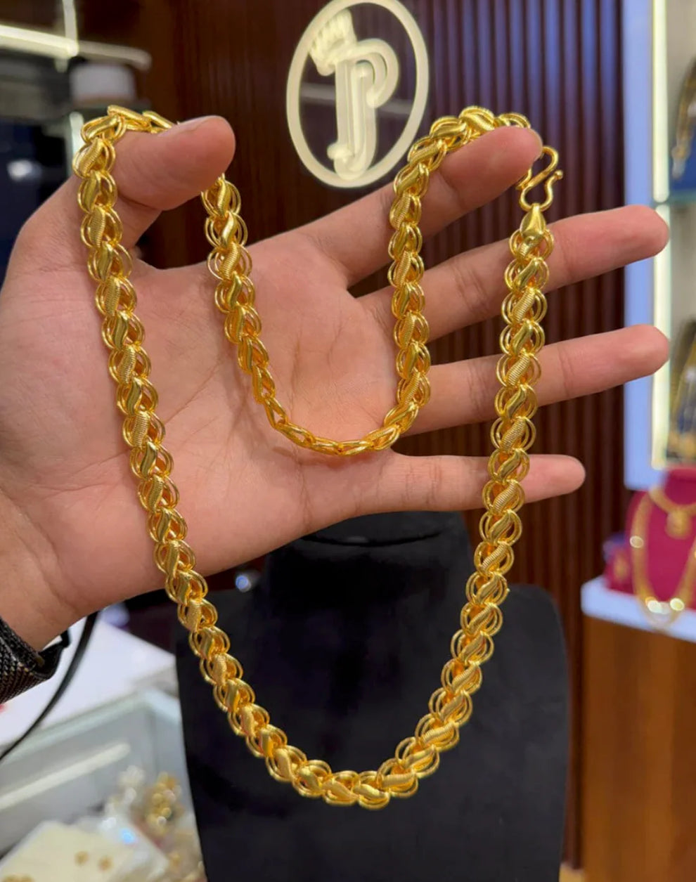 MENS TRENDING CHAIN (499)
